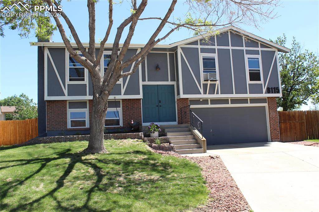 8115 Mainsail Court - Photo 1