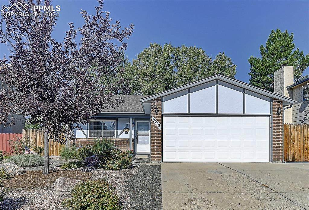 8210 Freemantle Drive - Photo 1