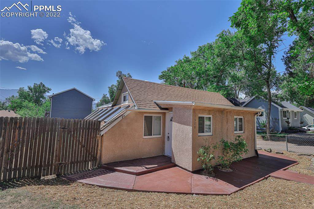 520 Cedar Street - Photo 1