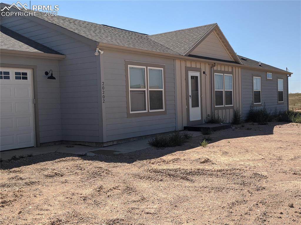 20202 Landsend Court - Photo 1