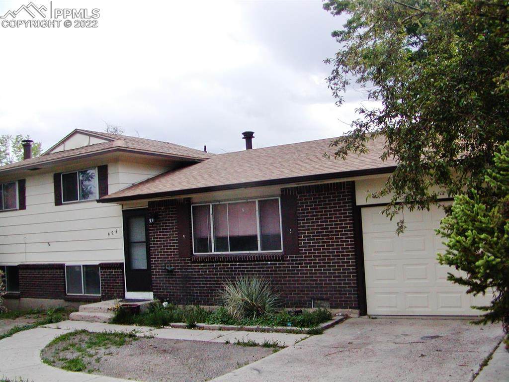 906 Chelton Road - Photo 1
