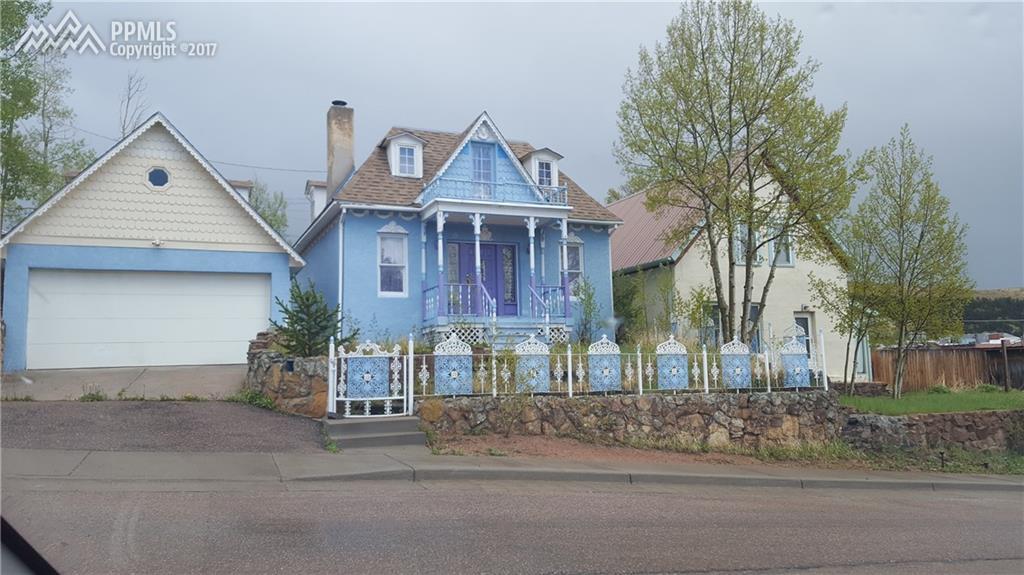 204 2nd Street - Photo 1
