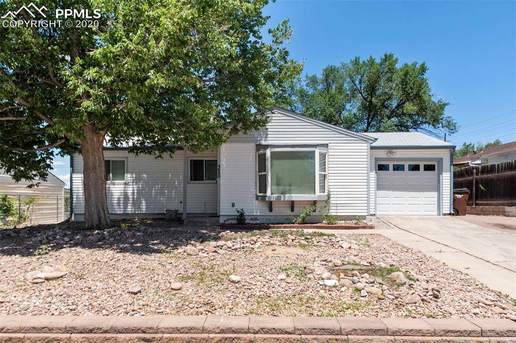 320 Edgewood Drive - Photo 1