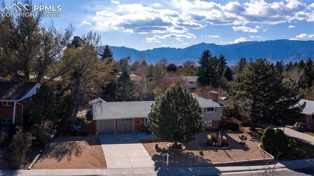 2938 Marilyn Road - Photo 1