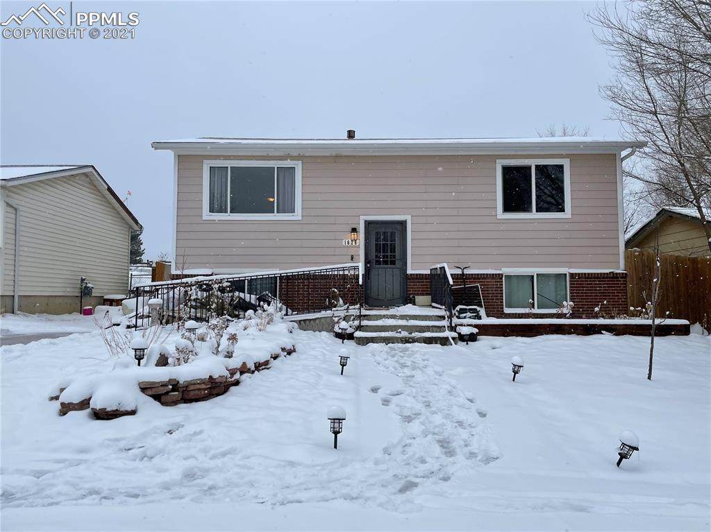 1626 Carmel Drive - Photo 1