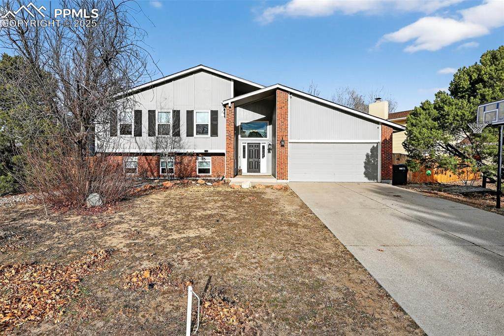 7630 Safari Circle - Photo 1