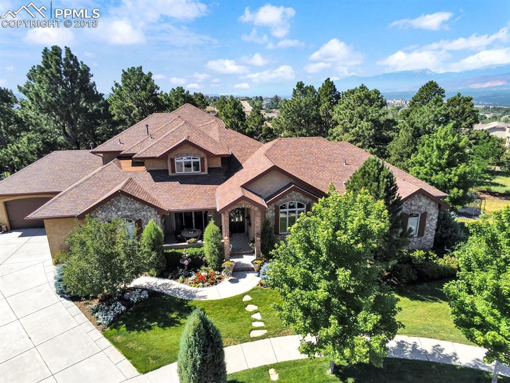 1659 Oakmont Drive - Photo 1