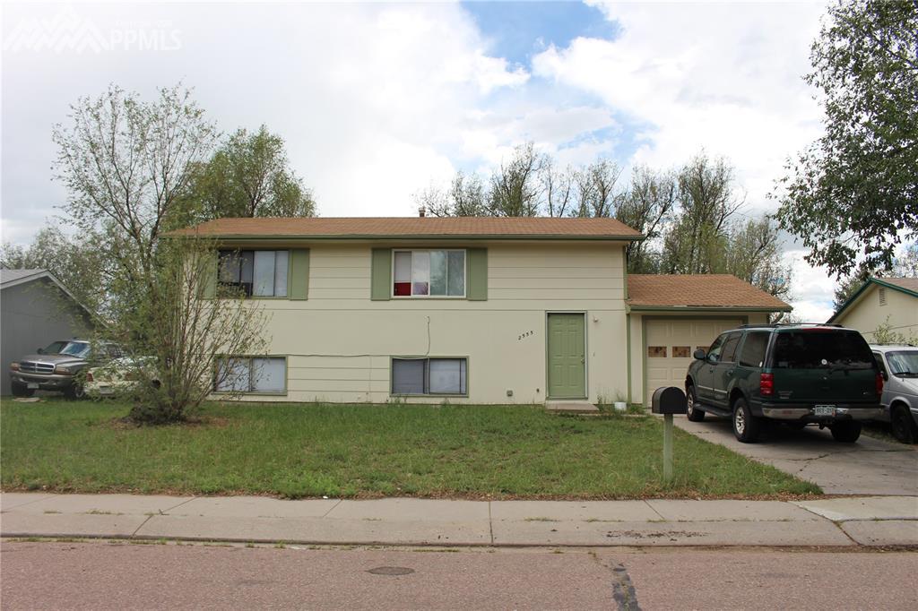 2555 Barkman Drive - Photo 1