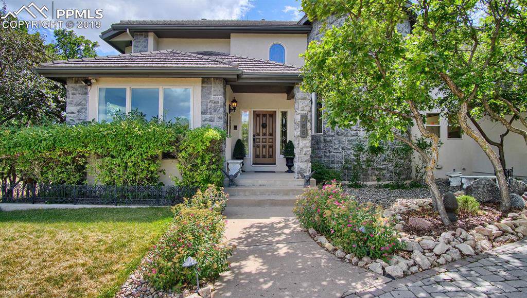 765 Forest View Circle - Photo 1