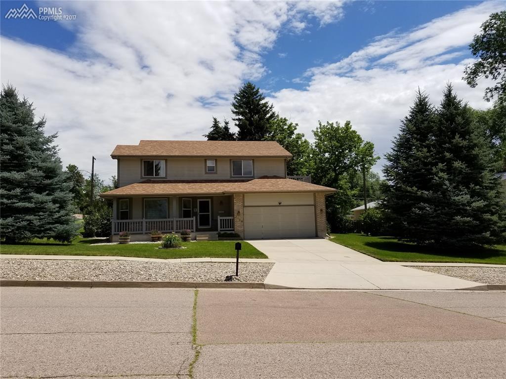 1129 Bonfoy Avenue - Photo 1
