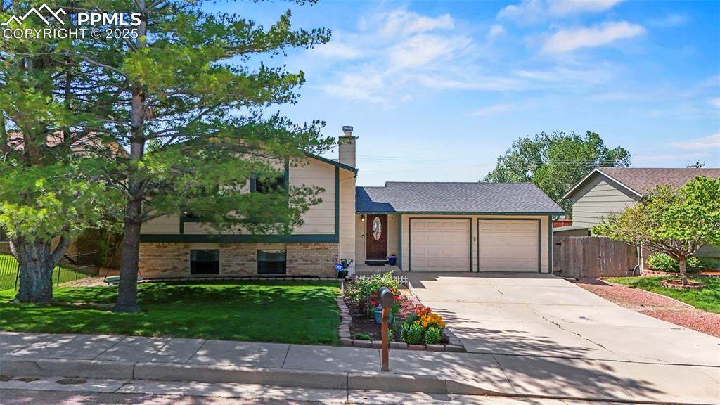 7385 Powderwash Drive - Photo 1