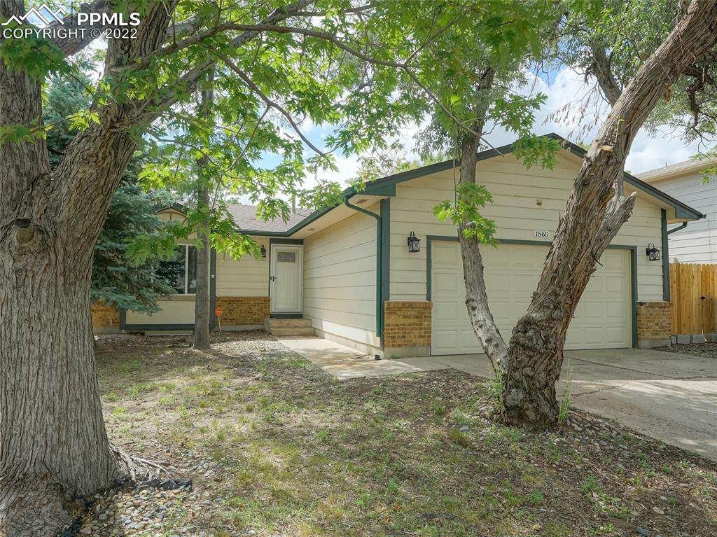 1565 Piros Drive - Photo 1
