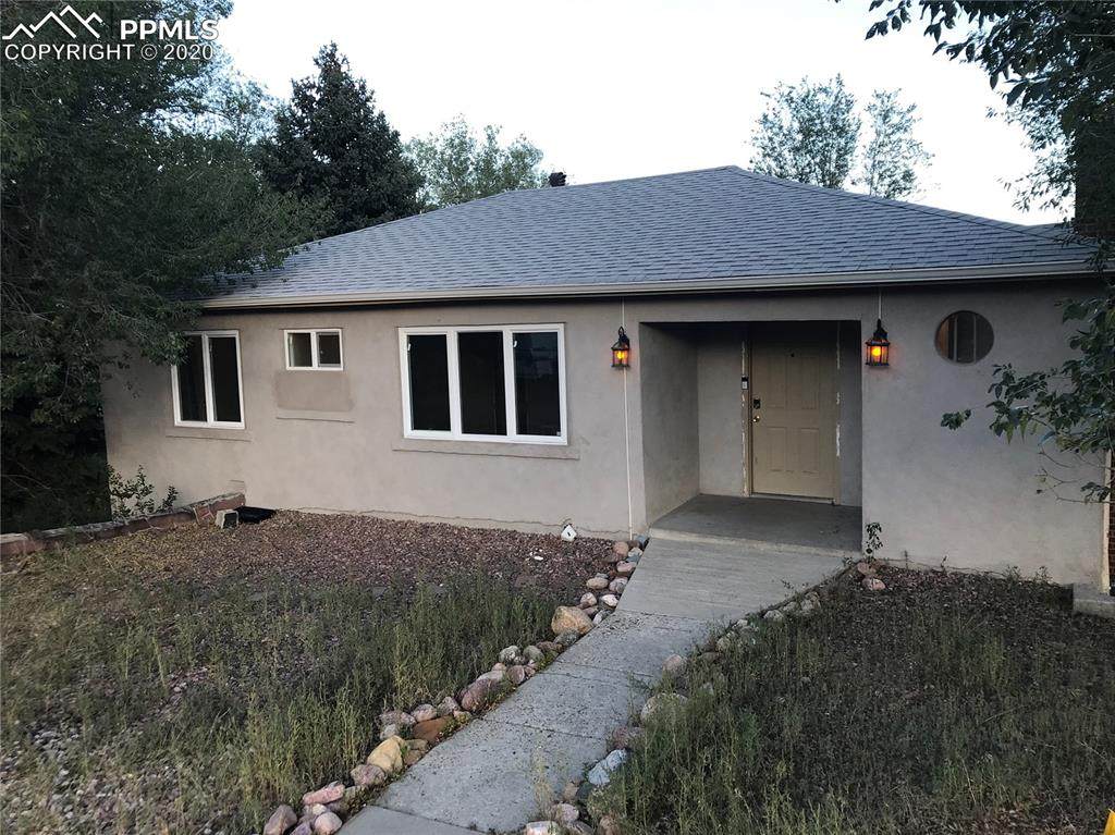 409 Kinnikinnik Drive - Photo 1