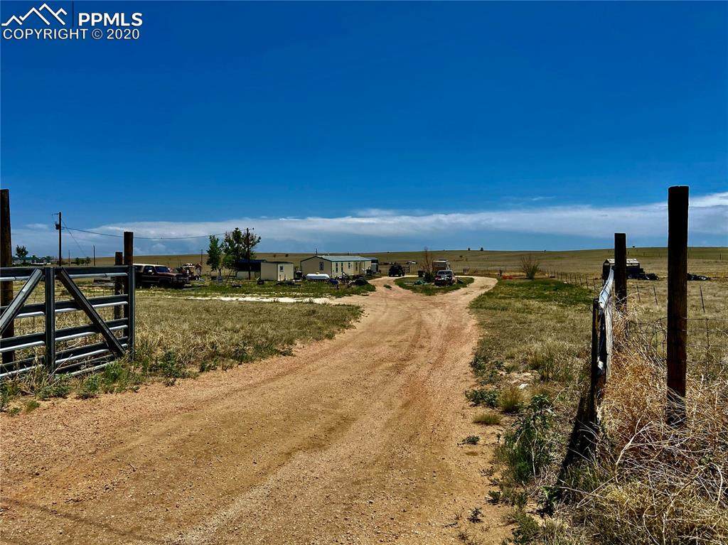 35525 Fossinger Road - Photo 1