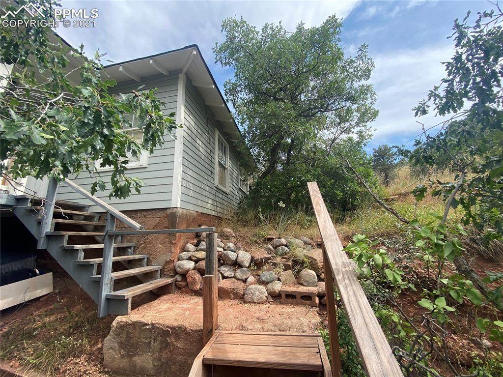 801 Shoshone Place - Photo 1