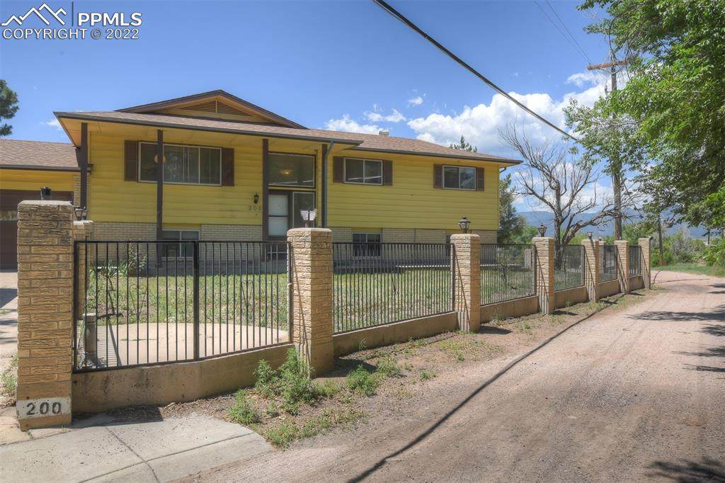 200 Harvard Street - Photo 1