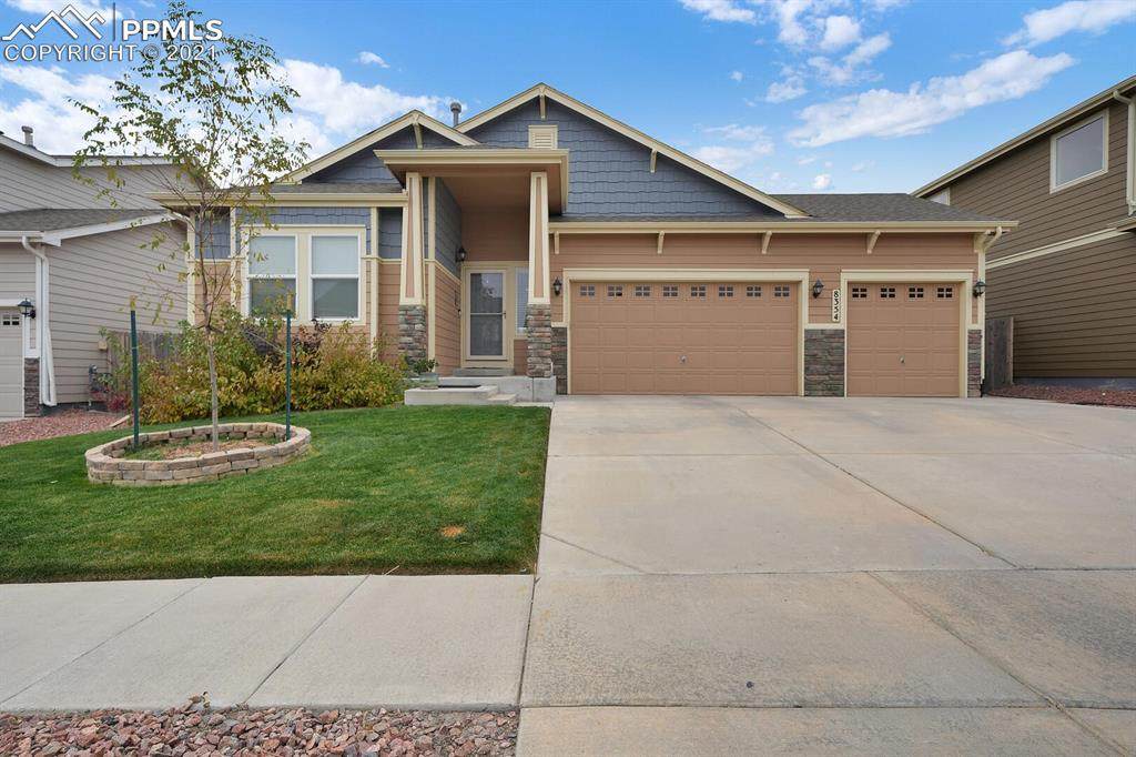 8354 Hardwood Circle - Photo 1