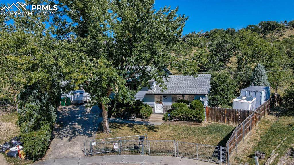 1354 Tonka Avenue - Photo 1