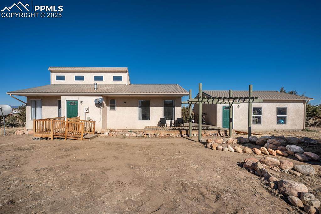 949 Coyote Circle - Photo 1