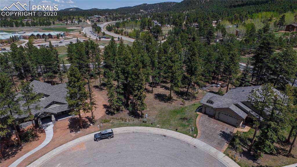 650 Chipmunk Drive - Photo 1