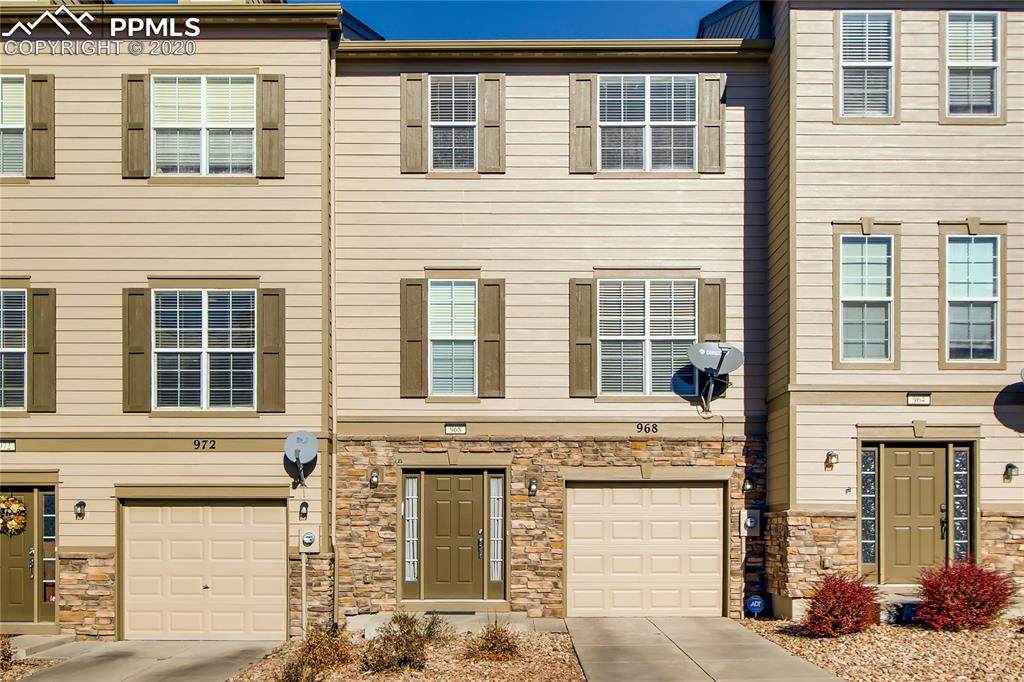 968 Burning Bush Point - Photo 1