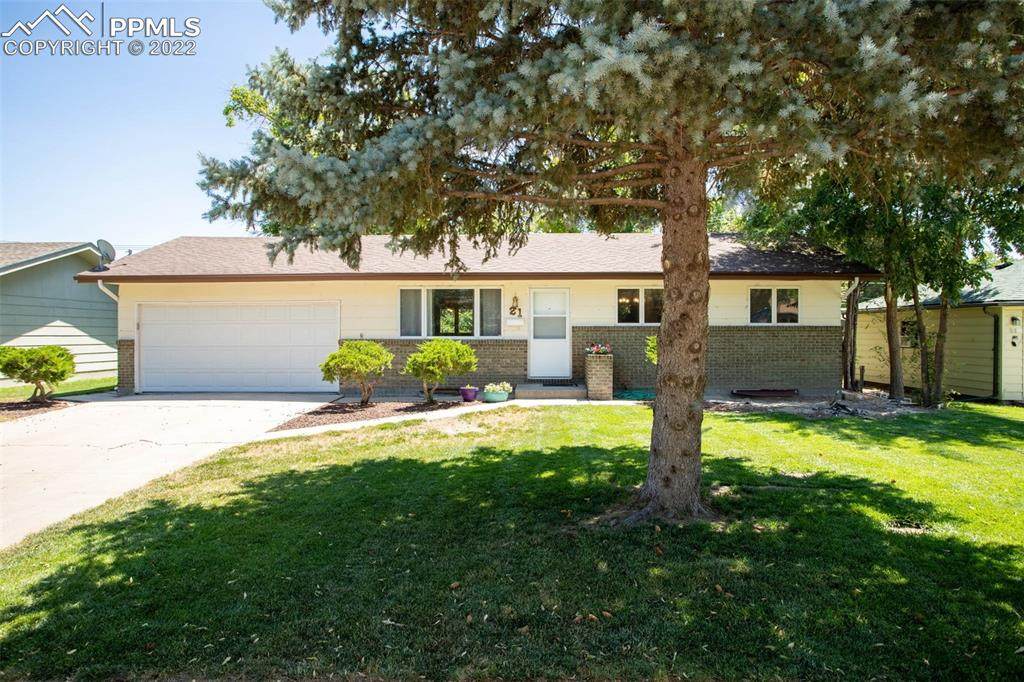 21 Columbia Drive - Photo 1