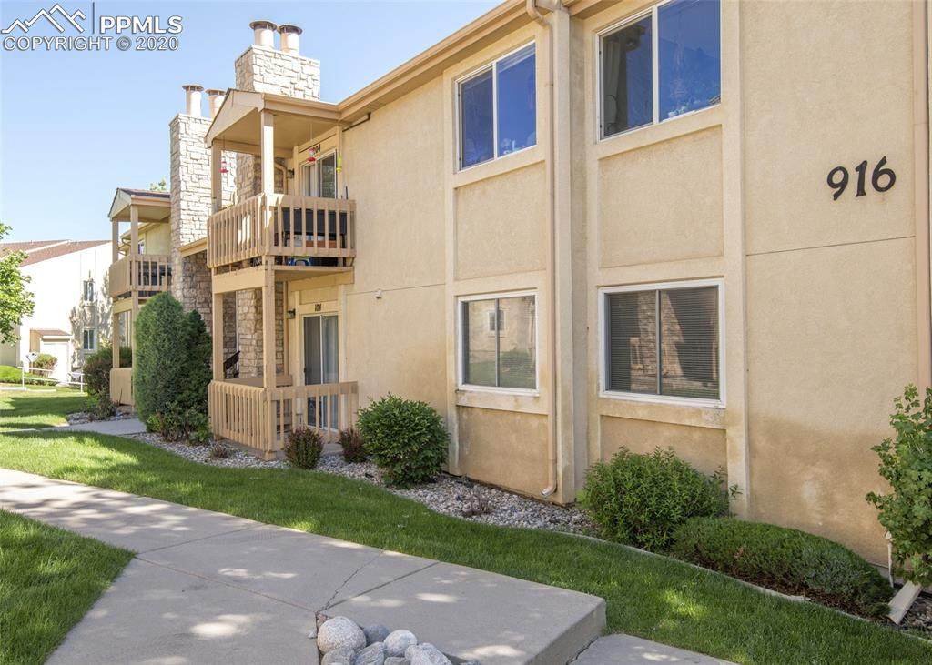 916 Tenderfoot Hill Drive - Photo 1