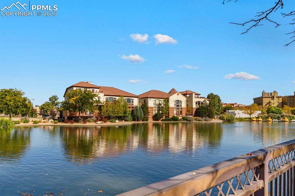 231 Riverwalk Drive - Photo 1