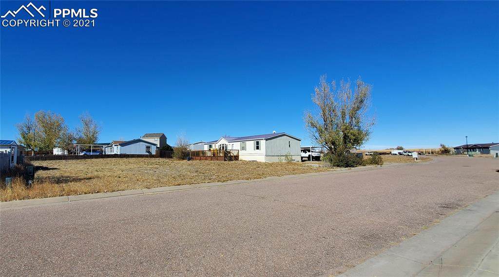 4688 Pipestem Avenue - Photo 1
