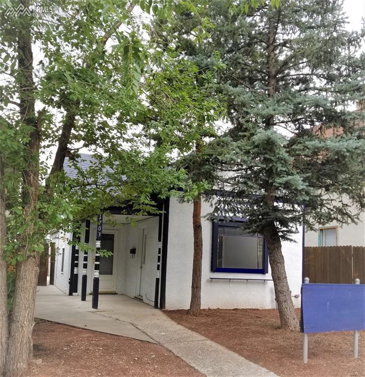 1703 Colorado Avenue - Photo 1