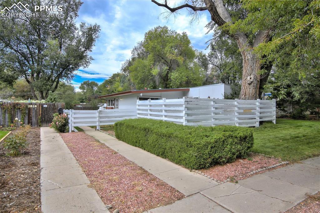 2820 Hancock Avenue - Photo 1
