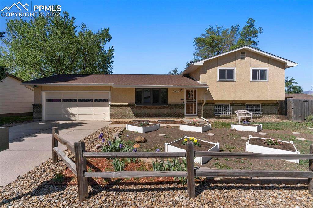 4432 Moonlight Drive - Photo 1