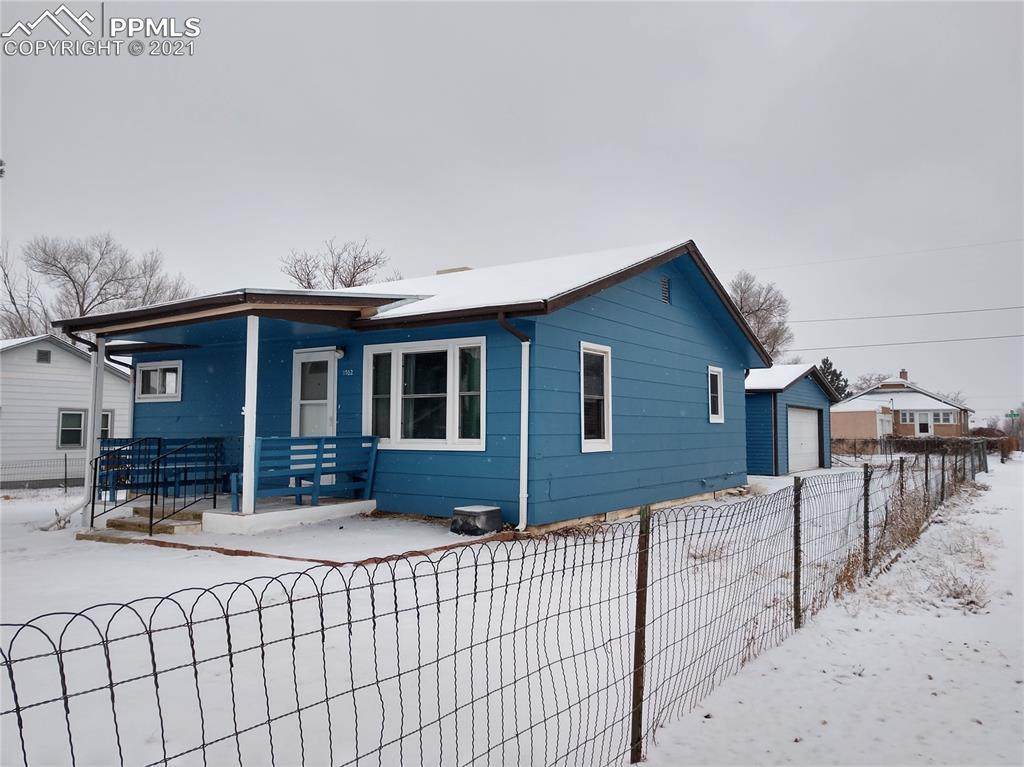 1702 11th Street - Photo 1
