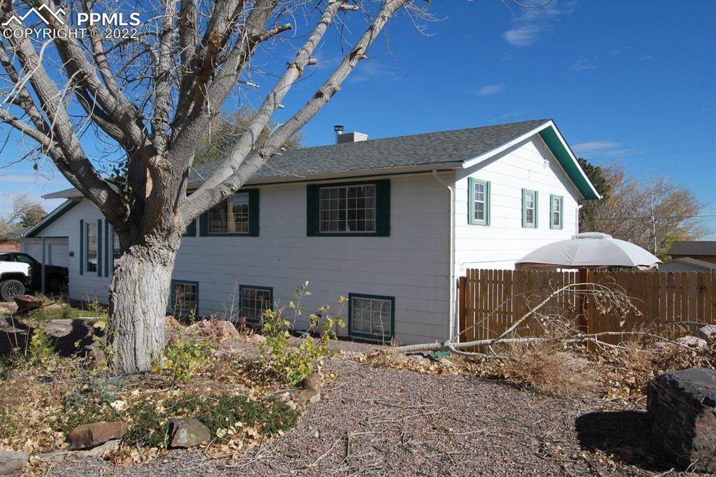 180 Welton Avenue - Photo 1