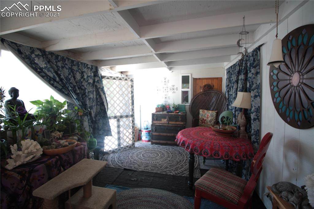 820 Raynolds Avenue - Photo 1