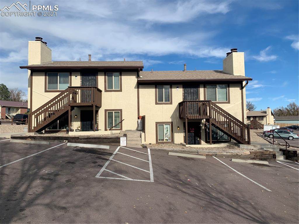 1011 Western Drive - Photo 1