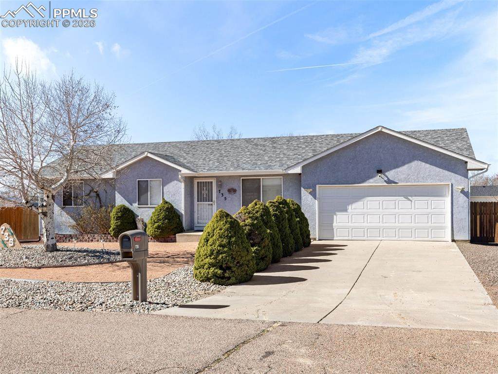 735 Sterling Drive - Photo 1