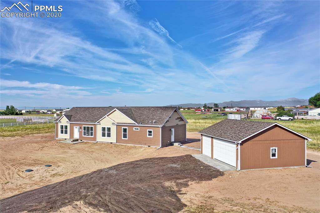 22052 Fritz Way - Photo 1