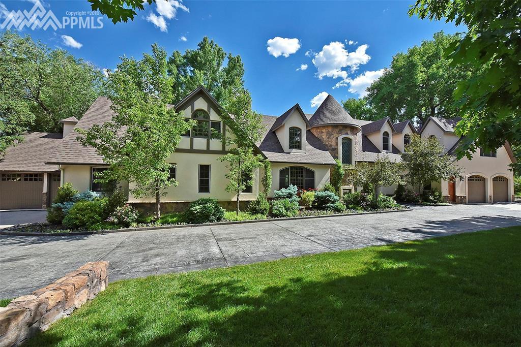 41 Broadmoor Avenue - Photo 1