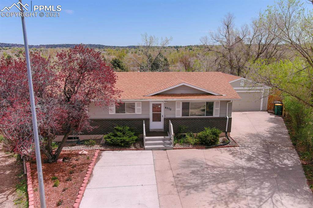 4270 Hedge Lane - Photo 1