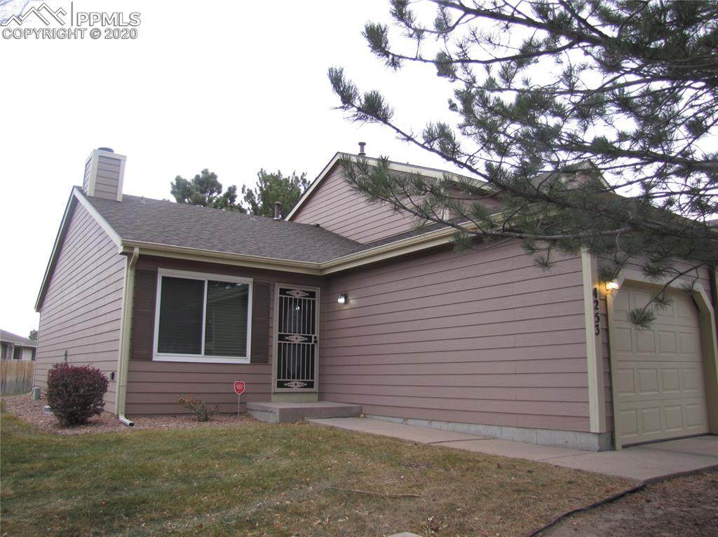 4253 Hunting Meadows Circle - Photo 1