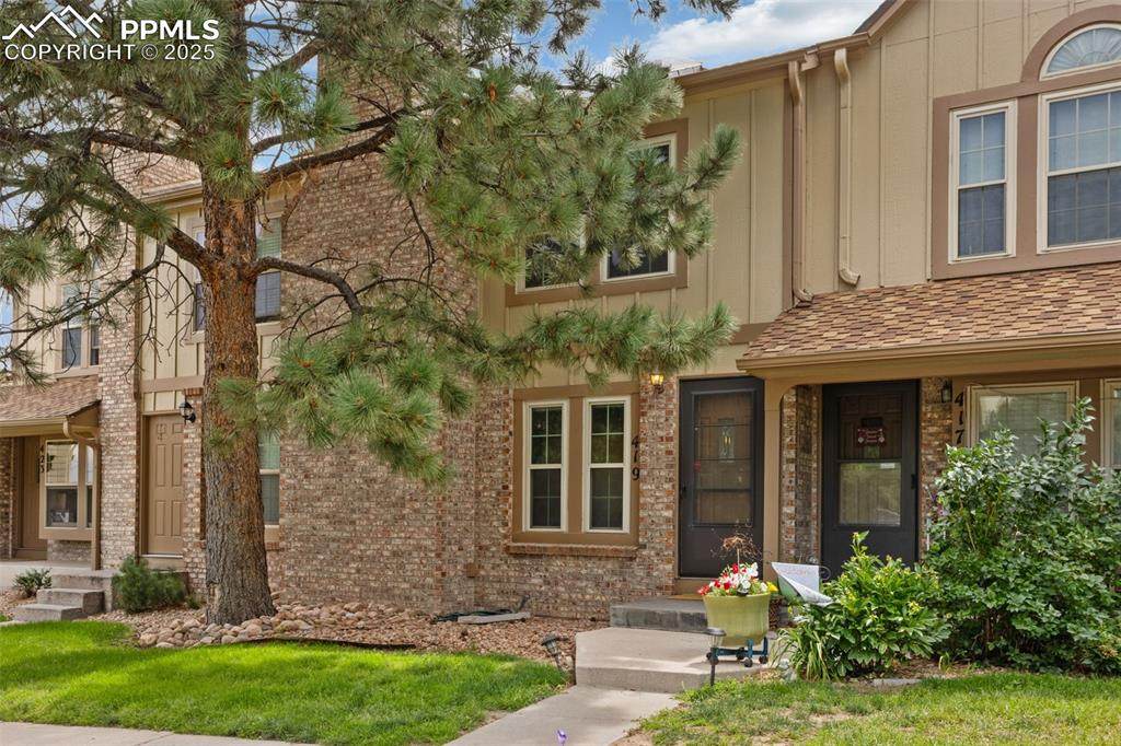 419 Ravenview Court - Photo 1
