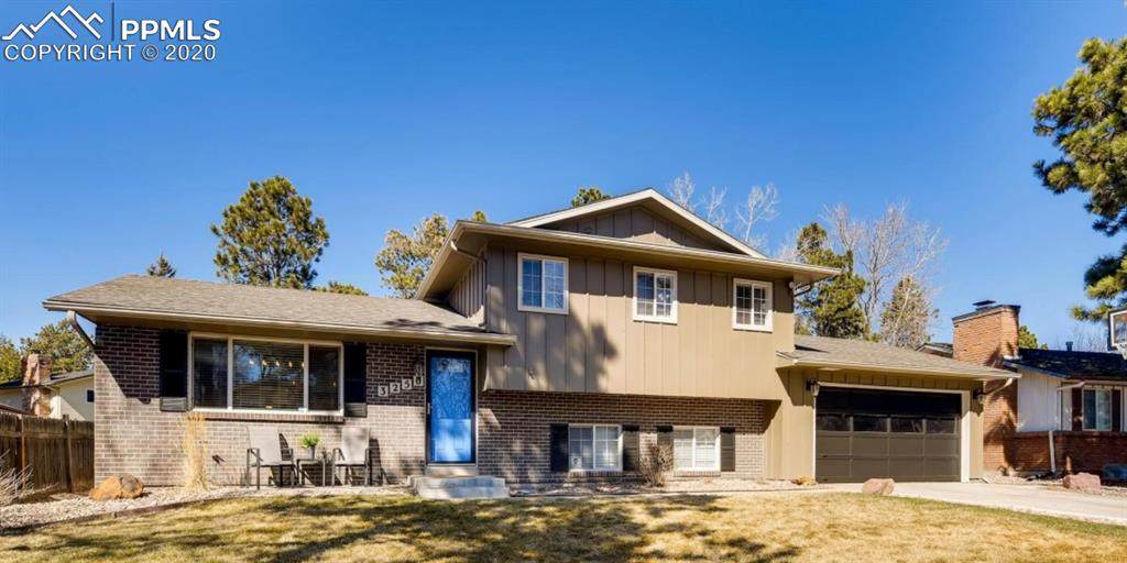 3250 Parade Circle - Photo 1