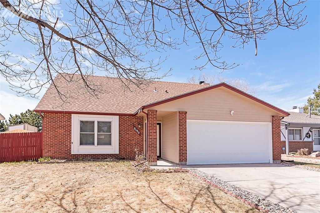 8190 Freemantle Drive - Photo 1