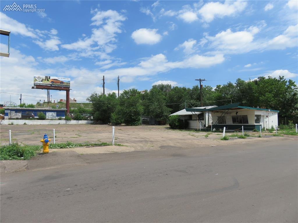 957 Nevada Avenue - Photo 1