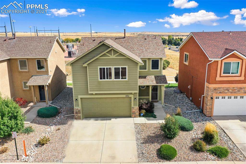 4711 Falcons Hood Point - Photo 1