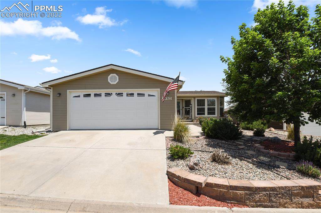 7623 Whiptail Point - Photo 1