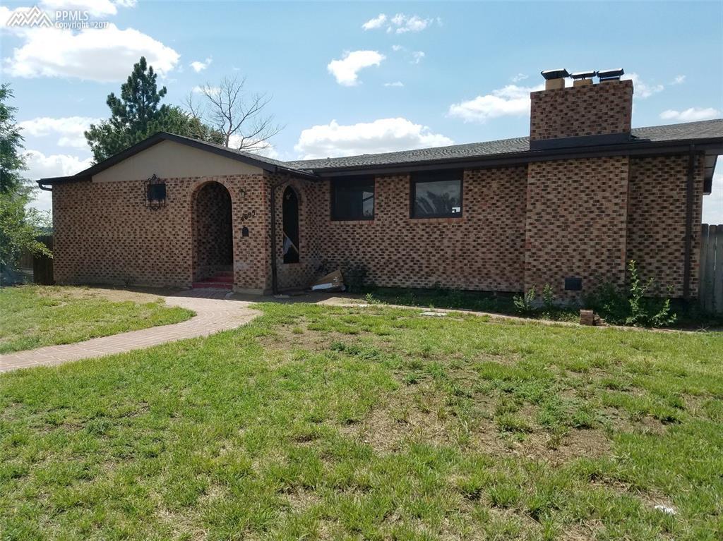 4005 Valley Drive - Photo 1