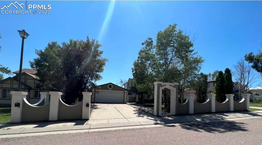6835 Battle Mountain Road - Photo 1