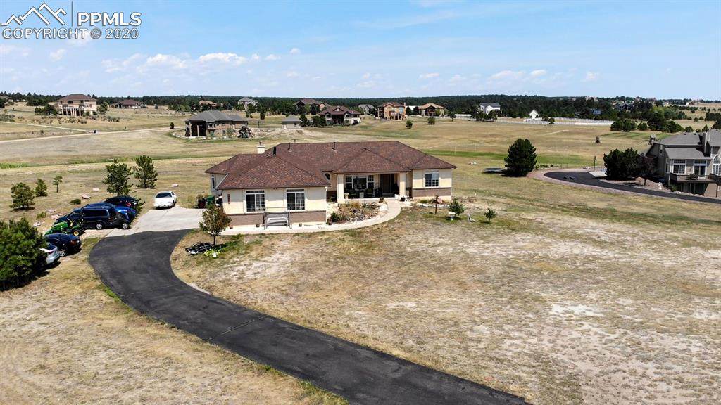 9704 Cairngorm Way - Photo 1